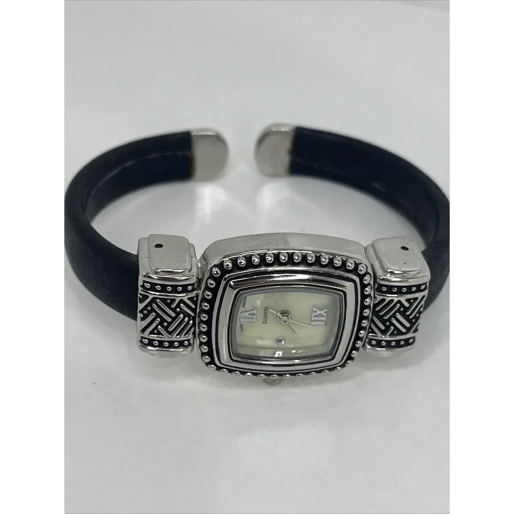 Women's Quartz Watch Silver‎ 22mm Case Black Hinge Band- New Battery
